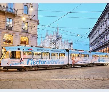 Un altro Tram IBSA vestito di azzurro in giro per Milano!